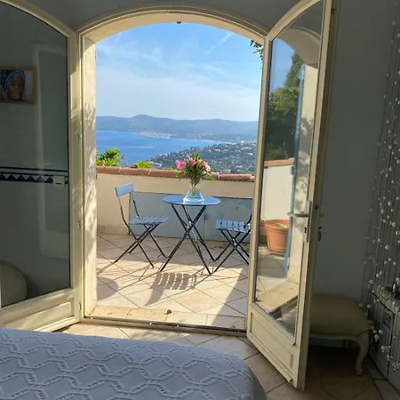 Sur Les Hauteurs De St Clair Le Lavandou