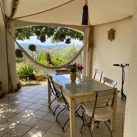 Villa Sur Les Hauteurs De St Clair Le Lavandou
